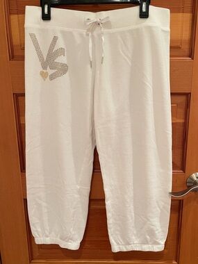 RARE Thin Victoria's Secret Supermodel Essentials Cropped Sweatpants - women’s M